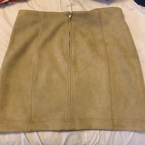 Women’s skirt